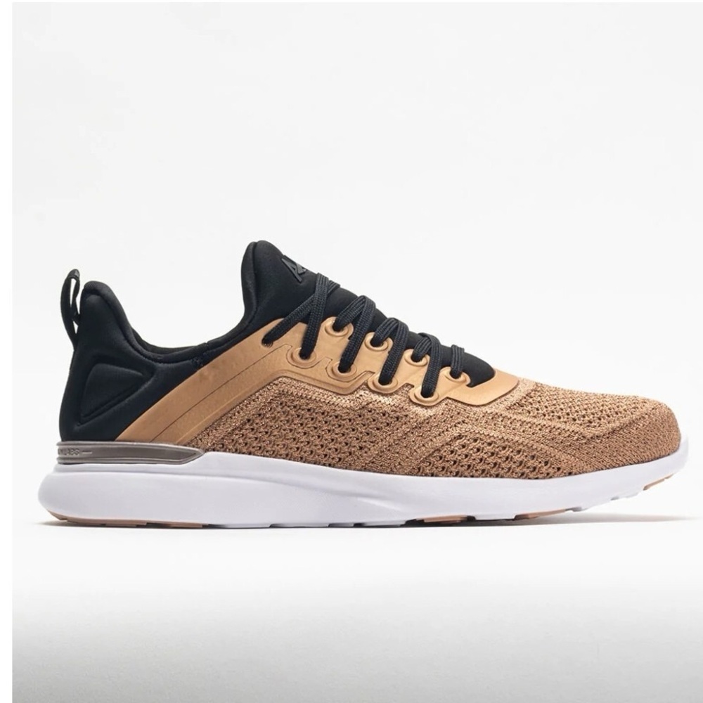 APL Women’s Techloom Tracer Size 6
